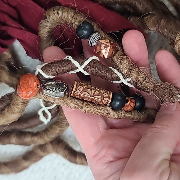 Pirates Of The Caribbean Boy's Deluxe Jack Sparrow Halloween Costume Brown/White - Picture 9 of 17